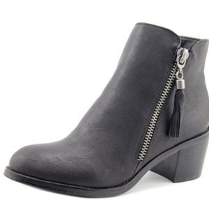 Diba Office Dixie Size 9 Boots NIB